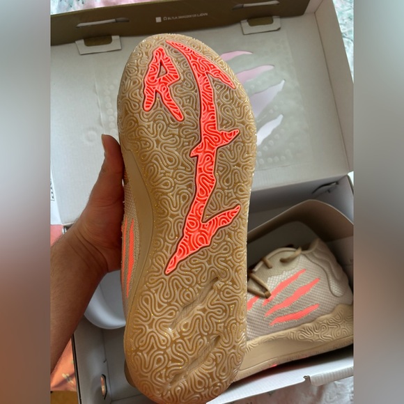 Puma Lamelo Basketball Shoes CNY - Picture 3 of 3